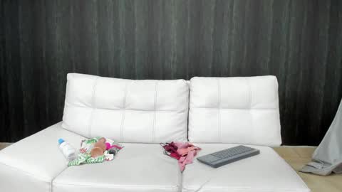          online show from January 14, 2:29 am