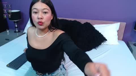 mila online show from February 26, 11:09 am