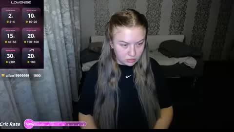 Mila online show from October 31, 7:15 pm