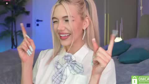 Mila and u can call me sweet bunny online show from May 3, 9:37 am