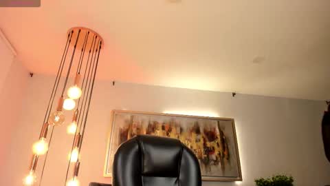 Snapshot of milacoleman chatting on March 29, 6:41 pm Mila online show from March 29, 6:41 pm