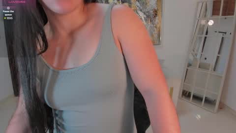 Snapshot of milacoleman chatting on April 24, 3:20 am Mila online show from April 24, 3:20 am