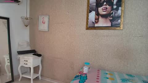 Snapshot of miladiosa chatting on October 27, 11:36 am miladiosa online show from October 27, 11:36 am