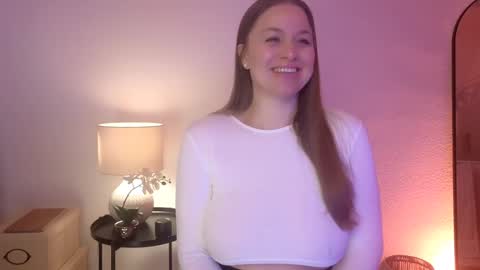 Mila Fleur online show from February 1, 9:11 am