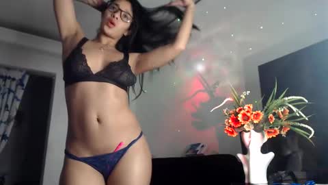 Milagros online show from December 4, 6:33 am