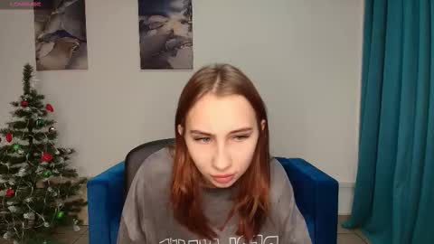 Snapshot of milagroswind chatting on December 2, 7:03 am milagroswind online show from December 2, 7:03 am