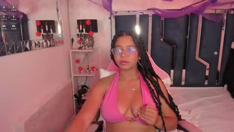 Milenna online show from October 25, 4:20 am