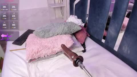 Milenna online show from January 15, 4:28 am