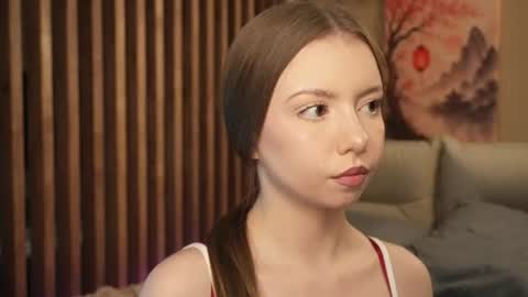 Mila online show from August 2, 4:05 pm