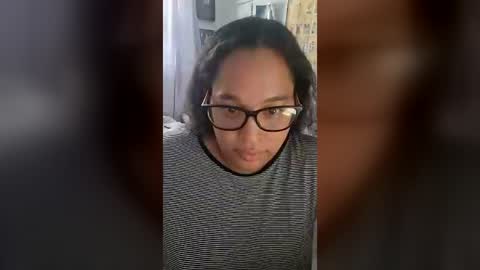 milajones918 online show from June 16, 10:56 pm