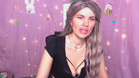 Snapshot of milaloona chatting on April 1, 7:09 am Milaloona online show from April 1, 7:09 am