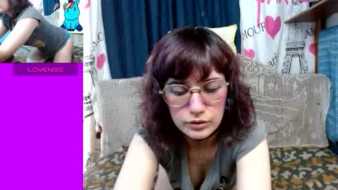 Mila-Lunala online show from September 21, 7:59 pm