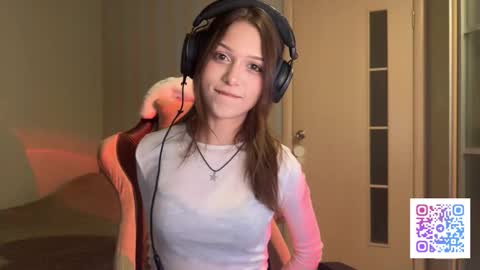 milamiuu online show from February 20, 3:56 pm