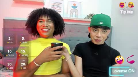 Snapshot of milan_zapata chatting on March 28, 9:47 pm MILAN online show from March 28, 9:47 pm