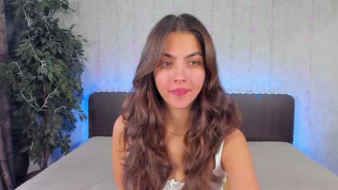 Milana online show from December 6, 8:15 am