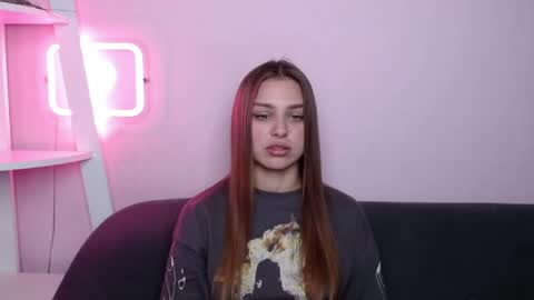 milanaangelas online show from April 13, 7:41 pm