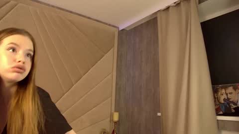 MilanaBalmain online show from January 28, 1:49 pm