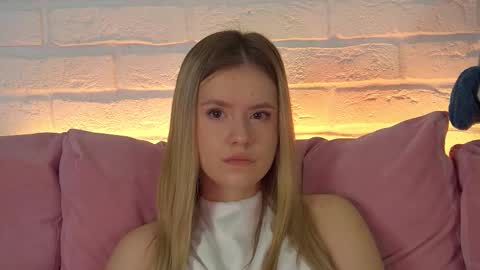 MilanaBalmain online show from October 14, 4:35 am