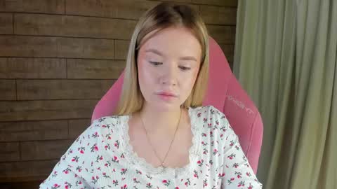 MilanaBalmain online show from March 23, 4:27 am