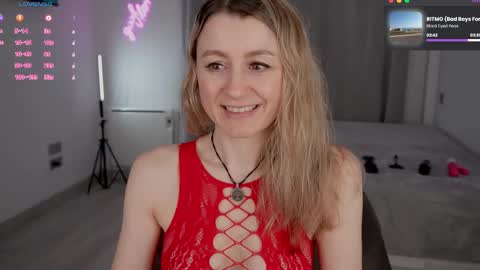 Snapshot of milanacamgirl chatting on March 20, 4:12 pm Milana online show from March 20, 4:12 pm