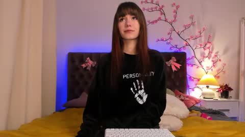 Milana online show from February 5, 7:02 am