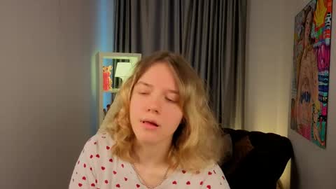 Snapshot of milanarayy chatting on May 30, 5:26 am Milaray online show from May 30, 5:26 am