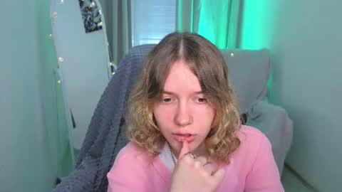 Milaray online show from June 24, 5:28 am