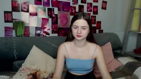 milanaroz online show from October 3, 4:53 am