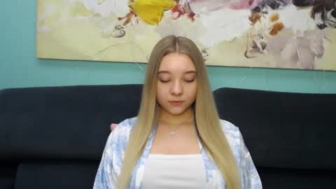 Snapshot of milanasii chatting on March 14, 6:02 pm Milana online show from March 14, 6:02 pm