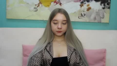 Snapshot of milanasii chatting on March 28, 6:02 am Milana online show from March 28, 6:02 am