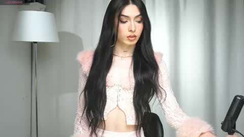 MILAN SANTANA online show from June 12, 1:37 am
