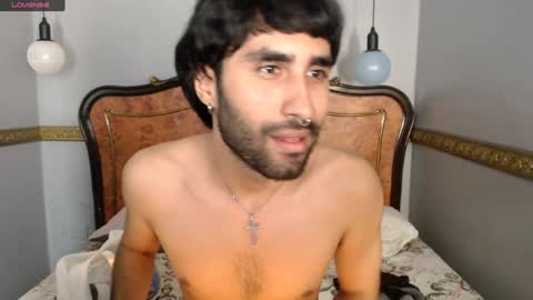 Snapshot of milanzaire chatting on February 2, 10:28 pm milanzaire online show from February 2, 10:28 pm