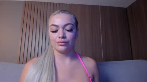 Sexy Mila  online show from January 15, 3:18 pm