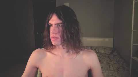 Snapshot of milaslovv chatting on March 14, 4:01 pm Mila online show from March 14, 4:01 pm