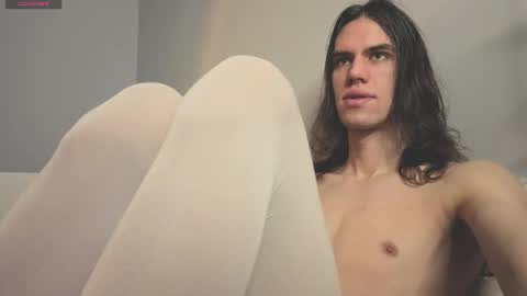 Snapshot of milaslovv chatting on March 24, 12:32 pm Mila online show from March 24, 12:32 pm