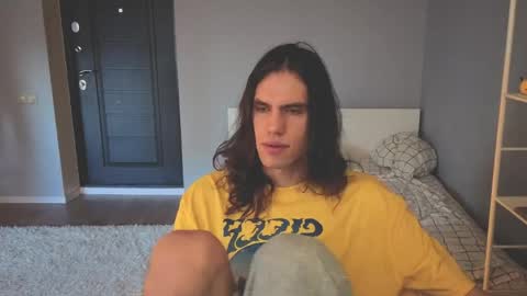Snapshot of milaslovv chatting on May 22, 2:33 pm Mila online show from May 22, 2:33 pm