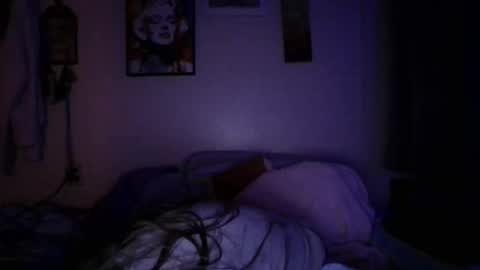 Snapshot of milastoned chatting on April 7, 6:58 am Mila online show from April 7, 6:58 am