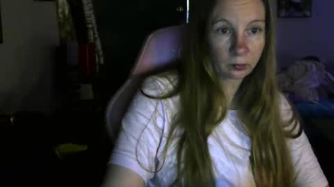 Snapshot of milastoned chatting on April 22, 3:46 pm Mila online show from April 22, 3:46 pm