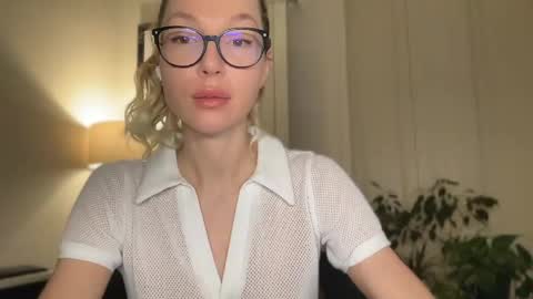 Mila online show from May 19, 4:24 pm