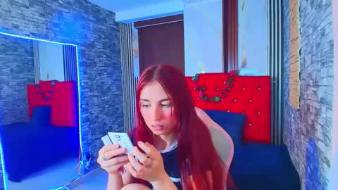 Ana online show from November 15, 9:32 pm