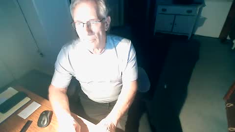 Milehi1958 online show from February 6, 3:06 am