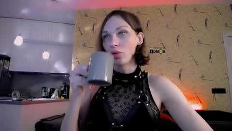 Milena Hardy online show from December 21, 4:30 am