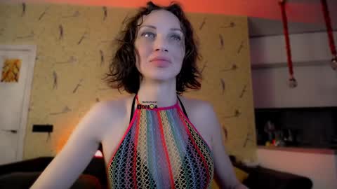 Milena Hardy online show from January 28, 4:50 am