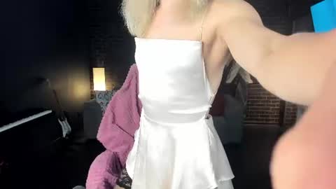 Milena online show from July 4, 7:36 am