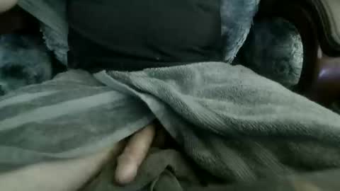 miles_mayhem_667 online show from May 31, 12:12 pm