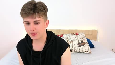 Miles online show from June 10, 4:12 am