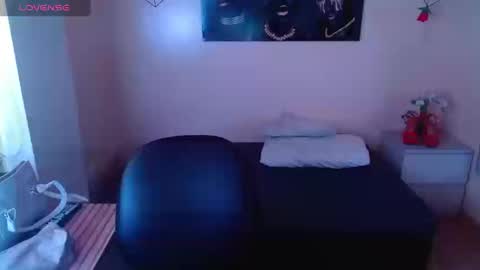 Miley online show from March 25, 1:06 pm