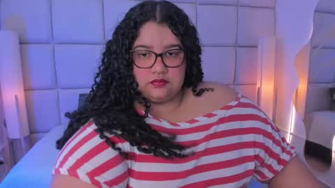 Miley online show from December 18, 12:33 pm