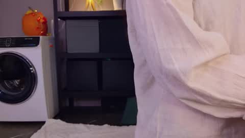 Snapshot of miley_smile chatting on November 6, 5:41 am Miley online show from November 6, 5:41 am