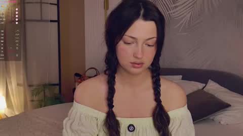 Snapshot of miley_smile chatting on November 12, 5:30 am Miley online show from November 12, 5:30 am